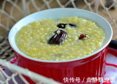 小米粥|你有多久没睡个好觉了？这碗“助眠粥”，让你到头就睡一觉到天亮