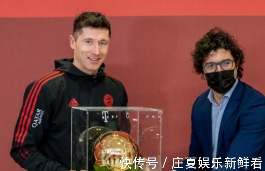 梅西|全球媒体集体与金球奖唱反调:莱万力压梅西,又双叒叕获一大奖!