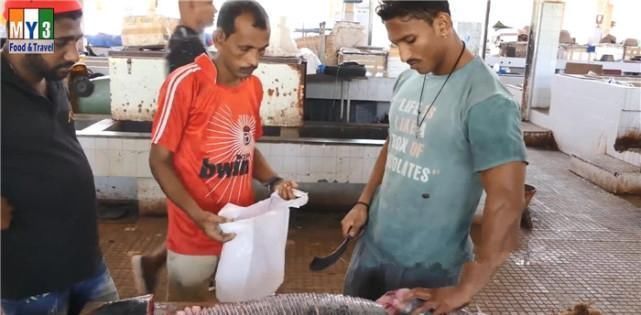 这切|没见过这么切鱼的,这切鱼的功夫了得,谁能说出他切了多少片鱼