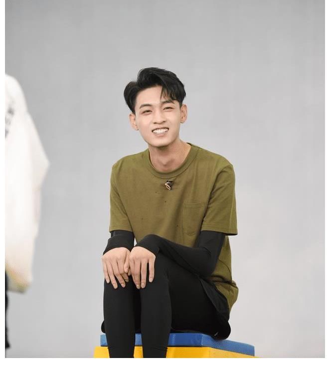 《快樂大本營》改名《你好星期六》？快樂家族只剩何炅一人