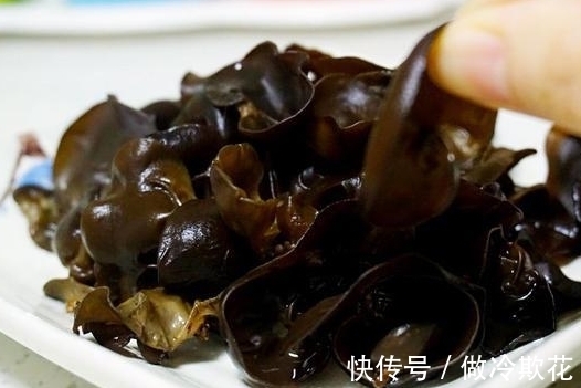预防血栓|经常吃黑木耳,排毒通便,净化血液,预防血栓,还有美容养颜功效