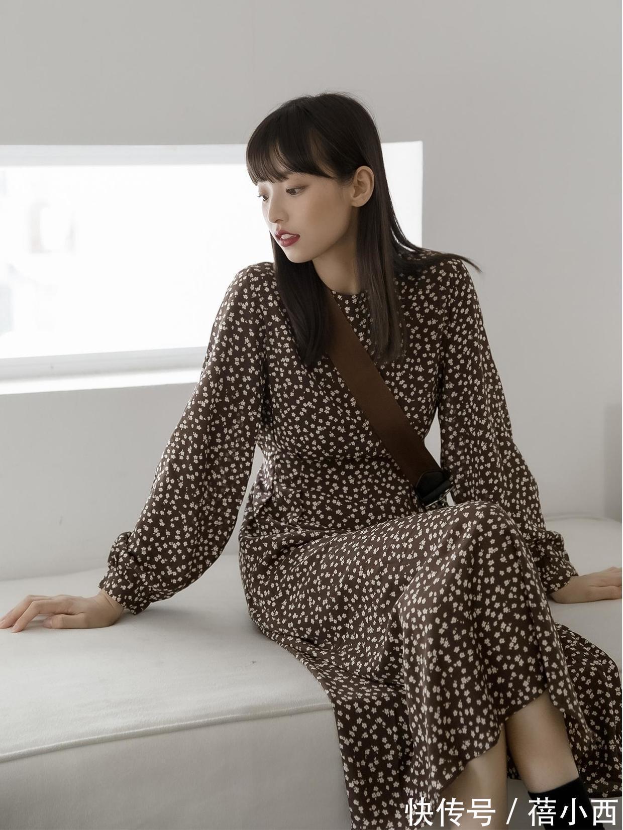 女生|早秋穿搭不发愁,用这4件衣服做外搭,减龄又时髦瞬间做气质女生