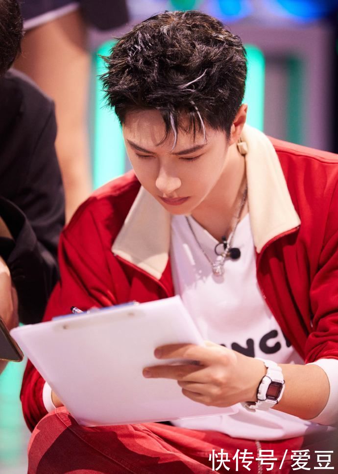 葉老師|210815《這！就是街舞4》首期上線 屬于王一博和我們的熱力夏天才剛剛開始