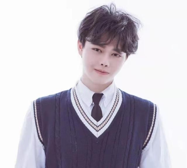 梦之队|六点开播七点下播，北慕被黑粉喷到愤怒提前下播调整状态，输给韩涵不是很正常吗？