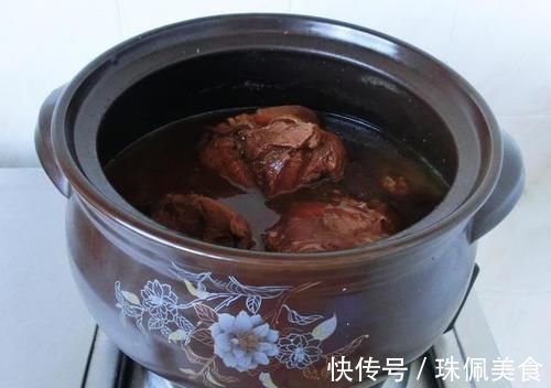 卤牛肉,我家用了30多年的配方,加“1料”,牛肉酥软,不缩水
