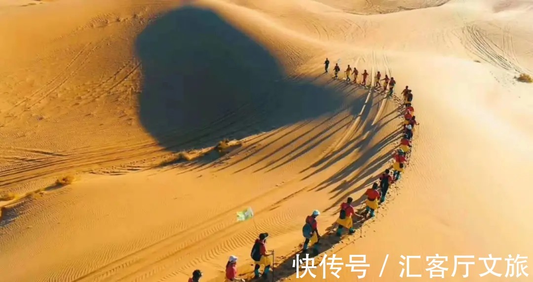 沙漠|除了黄沙漫天，腾格里的沙漠里还能干什么？