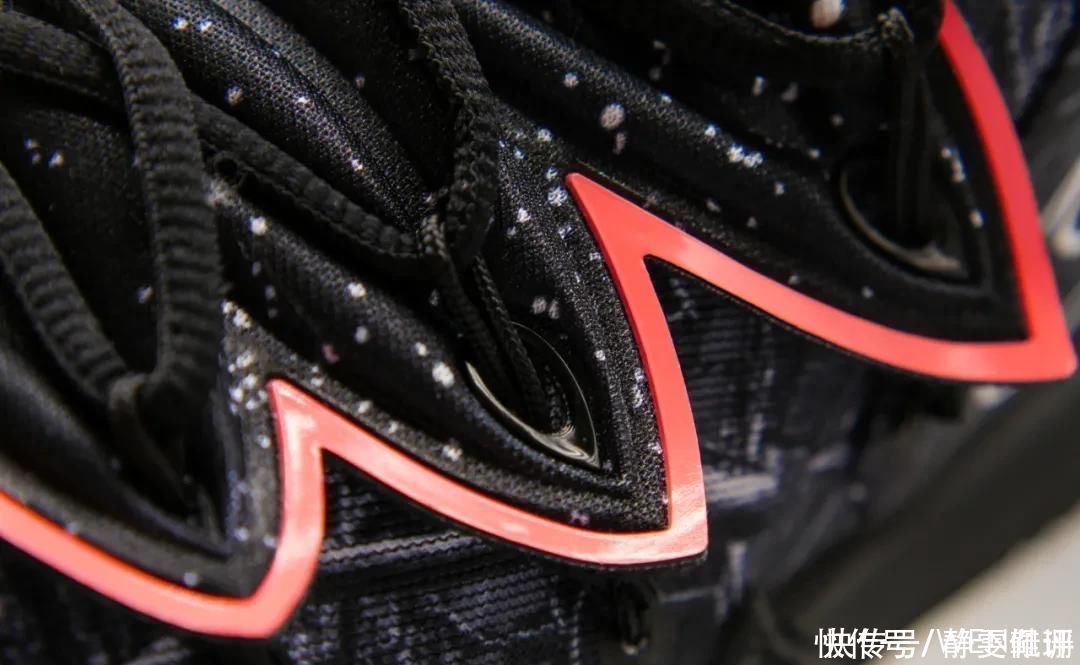 一双鞋上有十多款鞋的元素?欧文S2是历代签名鞋的浓缩?