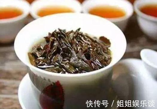 给盆栽花草浇水用它们，一分钱都不花，肥效比专业的强