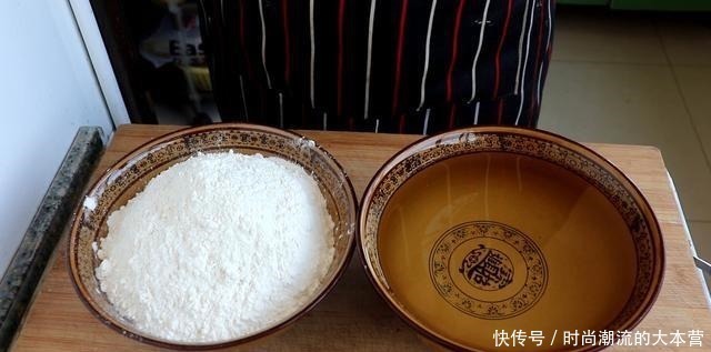 外酥|教你正宗的炸油糕做法,最详细炸油糕配方,外酥里软,比买的好吃