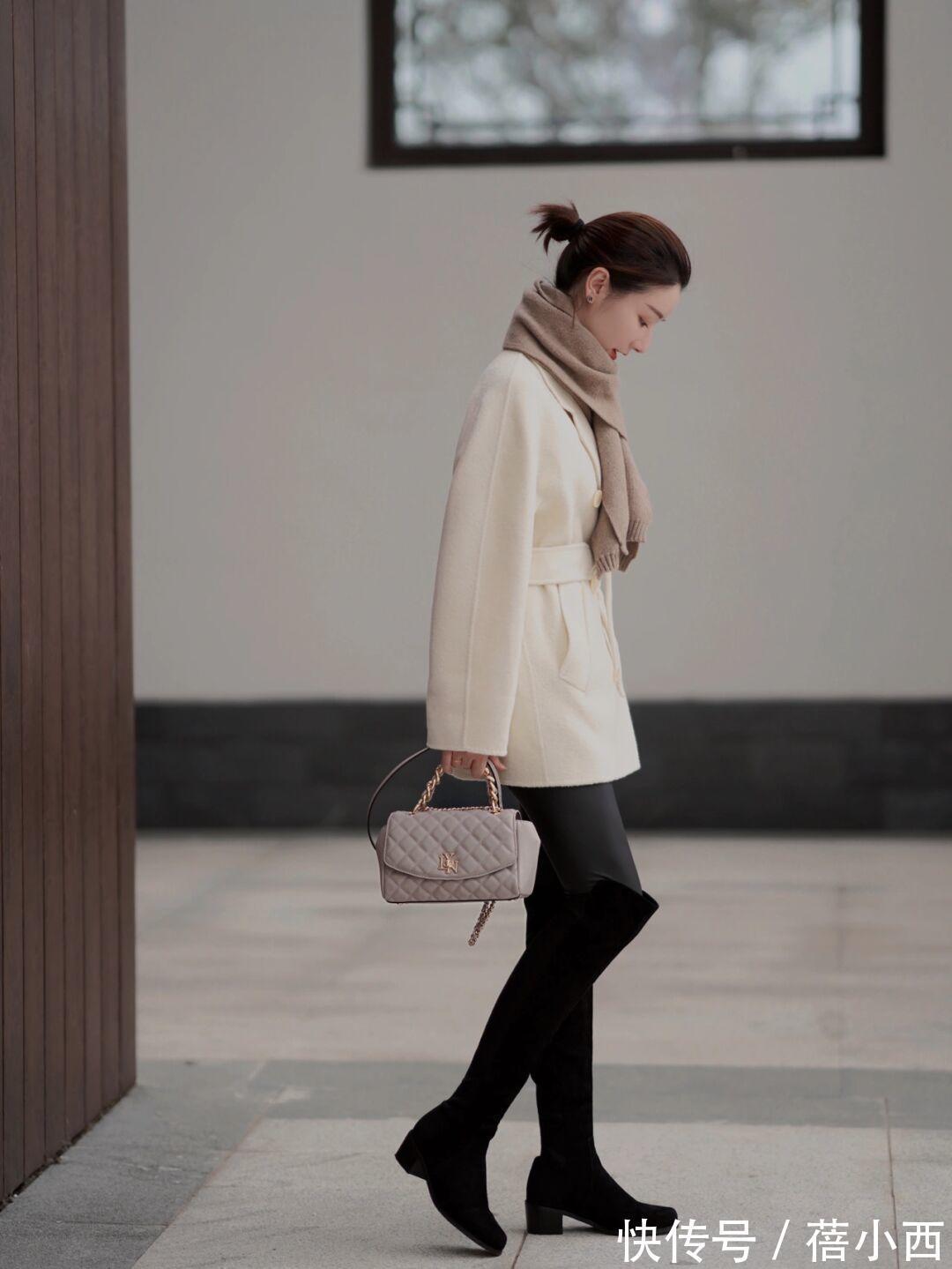 脖颈 “短大衣”才是小个子女生的冬日必备,配半身裙、裤子优雅又高级