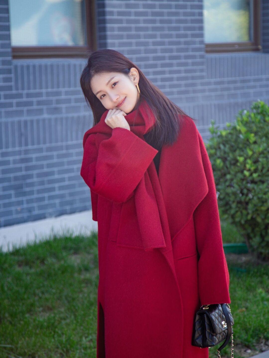 高跟鞋 冬天穿不出时尚感?不妨看看大衣穿搭示范,照着搭美得不像话