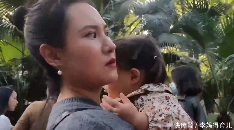 经济实力|为什么不建议妈妈独立抚养孩子?过来人道出原因,多数人表示赞同