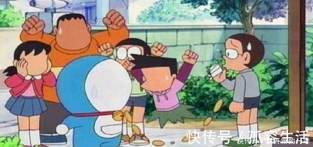 崩坏图|哆啦A梦中的四张崩坏图,大雄长六根手指,最后一张脸都画丢了!