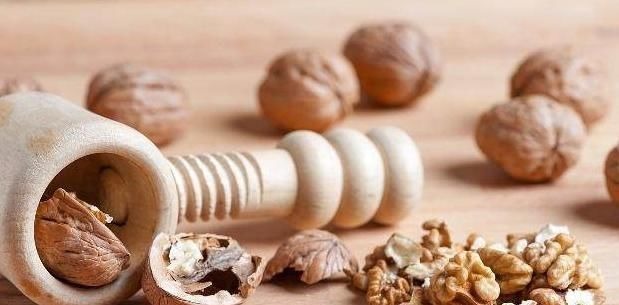 脂肪酸|抗衰老最“厉害”的4种食物,女性坚持吃,皮肤嫩滑,年轻不显老