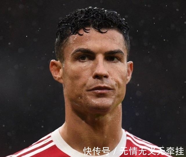 利物浦|欧冠小组赛最佳阵容出炉:梅西C罗落选,1人力压莱万,利物浦失望