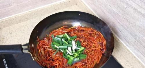  这才是胡萝卜最好吃的做法，白吃了20年胡萝卜，配米饭太好吃了