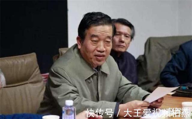 中书协&一乞丐写出漂亮的书法,中书协专家是混饭吃的工具,不值得一提