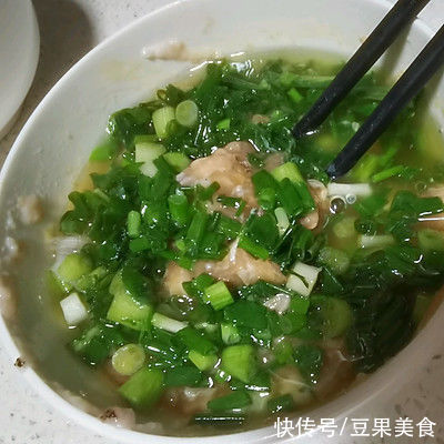 5分钟就能做好的猪肉白萝卜小笼包，简单又好吃