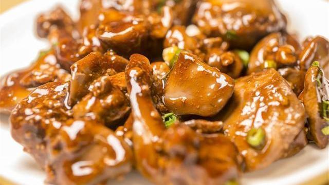 山楂荷叶茶|甘油三酯偏高忌口2物,常喝2水,稳定血脂,或能保持血管年轻态