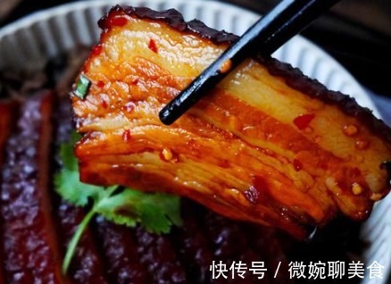 金黄|炸扣肉，别直接下锅油炸！大厨教你4点，金黄软糯，好吃不油腻