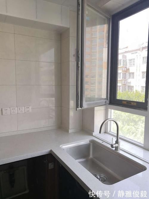 u型|7㎡厨房从硬装到橱柜安装,90后小伙儿忙活50天,完工邻居来围观