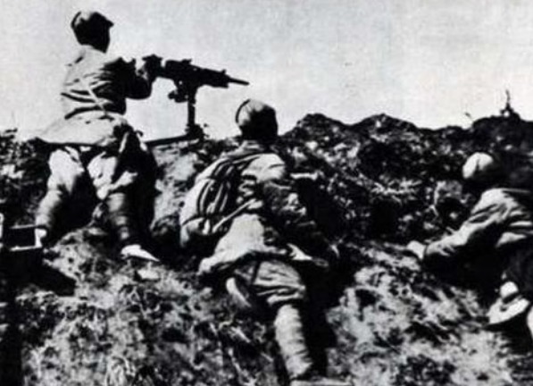 红军|红军名将牺牲时仅25岁,主席听闻很是悲痛他的牺牲,稳定了红军