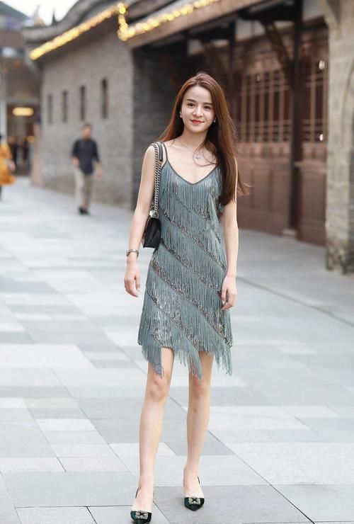 清凉又少女的彩色连衣裙,一秒秀出好身材,时髦精必备!