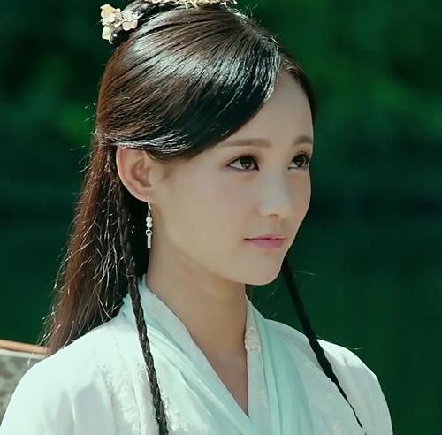  黄蓉|郭靖和黄蓉：几块压烂的点心，一生不渝的爱情