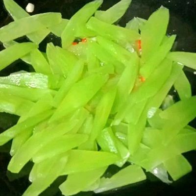 小米椒|莴笋炒猪舌