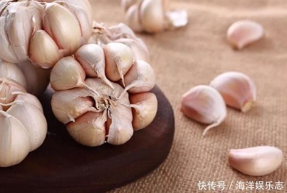 人到中年，推薦三種食物，排毒養(yǎng)顏，調(diào)經(jīng)補血，呵護子宮