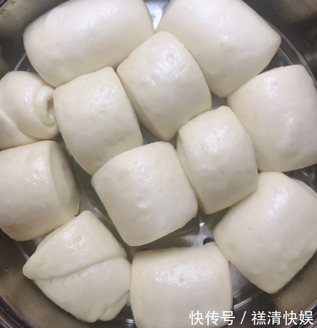 面粉|蒸馒头时要点都不对学会正确做法，又白又香！