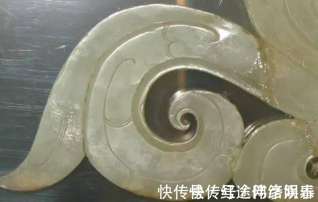 陈国科&考古学者夜市见一玉,花一年说服摊主带路,终发现四千年玉矿遗址