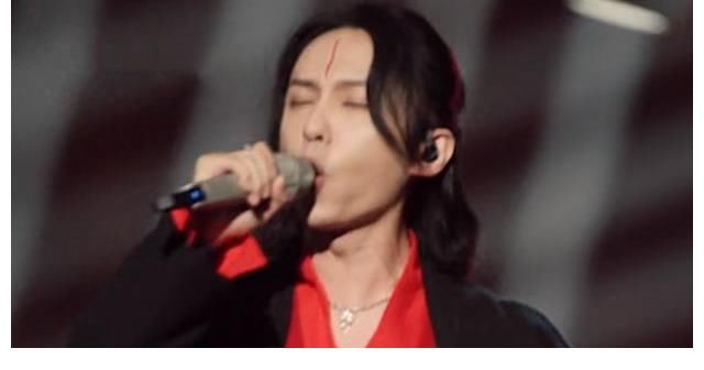 胡海泉|《披荊斬棘的哥哥》二公槽點(diǎn)多，專家團(tuán)又膈應(yīng)人，敖犬?dāng)」饴啡司?
onload=