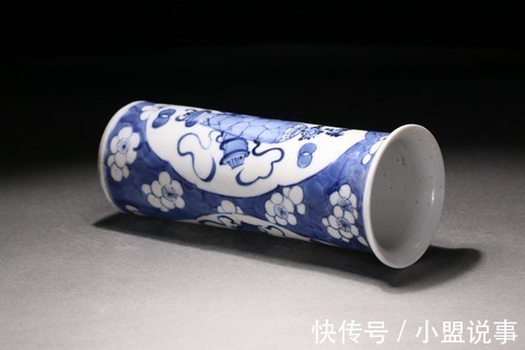 青花!清,光绪年制青花小筒瓶