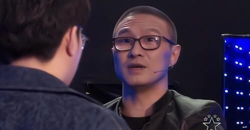 好聲音:汪峰的點(diǎn)評(píng)引起爭(zhēng)議,3比5落敗,迷你機(jī)遺憾離場(chǎng)