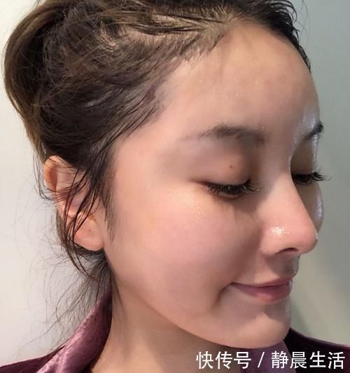 洗面奶|用水打湿脸,就用洗面奶?进入“洗脸雷区”,难怪毛孔粗大