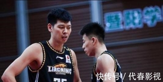陶汉林|CBA山东负辽宁,球迷揪出致命短板:900万养了个爷,球队从此废了