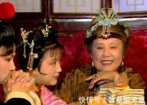 宝姐姐$《红楼梦》:史湘云:宝姐姐真的太好了!贾母:你就长点心吧!