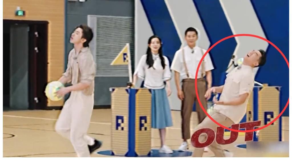 猎豹|小猎豹名号要易主了?蔡徐坤PK郑恺没悬念,黄旭熙动作慢放痞帅痞帅的