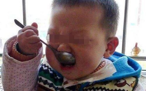 婆婆|2岁男宝被查出肾衰竭,只因父母给孩子吃了它,家长真的要注意了