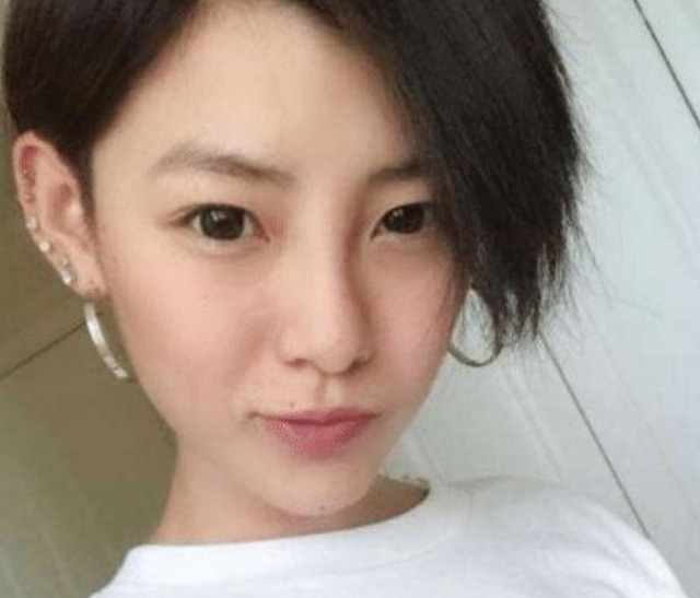 新娘 还记得“黑婚纱新娘”吗?纹身女孩嫁给富二代,现在过得怎么样?