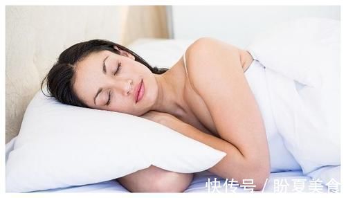 减肥期间|不吃晚饭能变瘦吗?牢记这3点,不用节食也一样“赶走”大肚腩