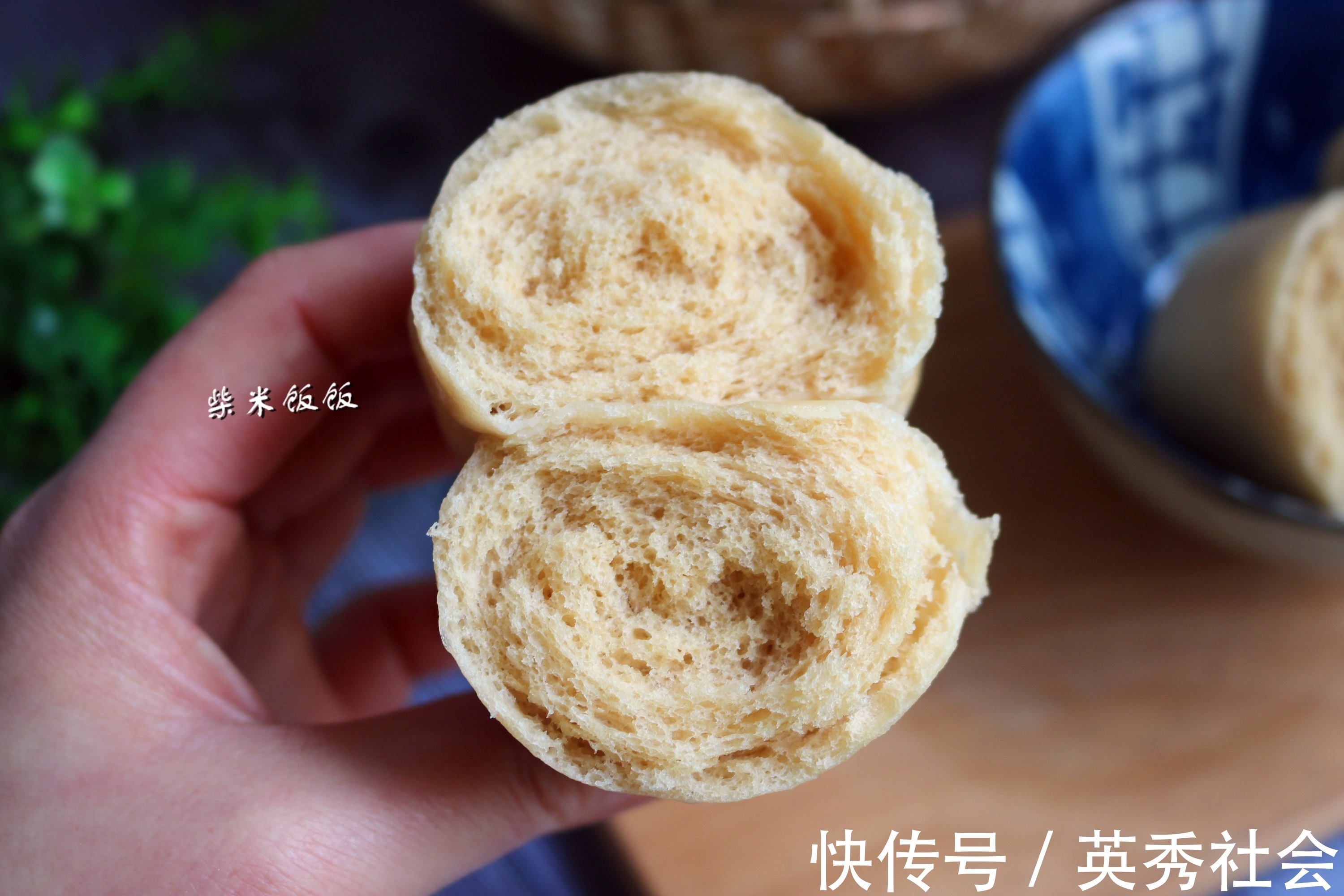 红糖|红糖馒头别买了,用这做法特别简单,不用费劲揉面,个个香软