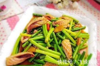 鱿鱼|蒜苗和此物一起炒,血管通常无阻,补血促消化,多做给家人吃