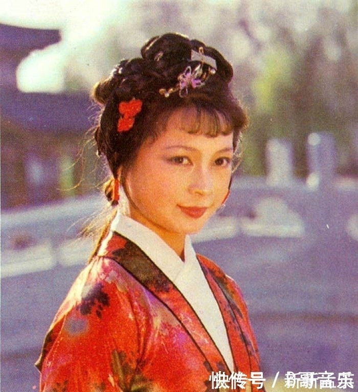 贾迎春$红楼梦里最嚣张的丫鬟，比晴雯还嚣张十倍！