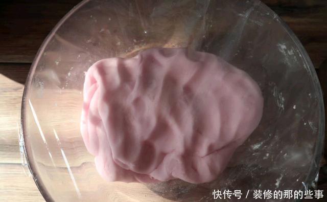 晶莹剔透|冬天包饺子,我家不用面粉,用它做皮,饺子晶莹剔透,Q弹又劲道