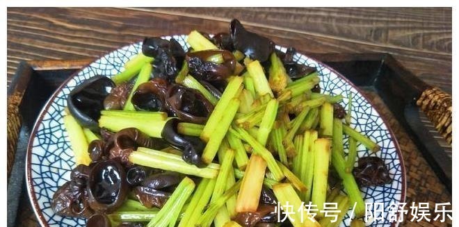 立秋后，遇到此菜我从不手软，简单一炒就很香，低热量不长肉