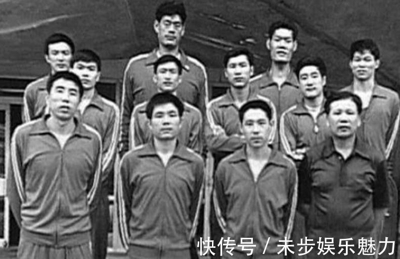 中国队|男篮巨人穆铁柱去世13年后:儿女皆不高,都是平凡的上班族