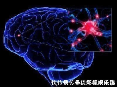 下肢|脑梗不是悄无声息,一旦头部有四种表现,建议尽早查一下脑CT!