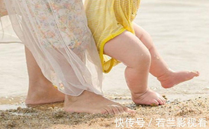 先天性髋关节脱位|这才是宝宝正常会走路的时间，过晚可能与疾病有关！